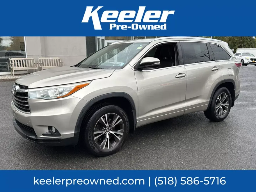 2016 Toyota Highlander XLE photo 1