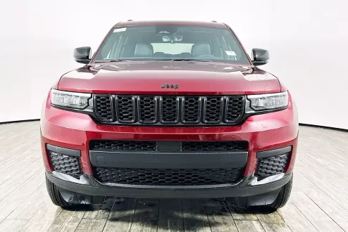 2025 Jeep Grand Cherokee Altitude X photo 2