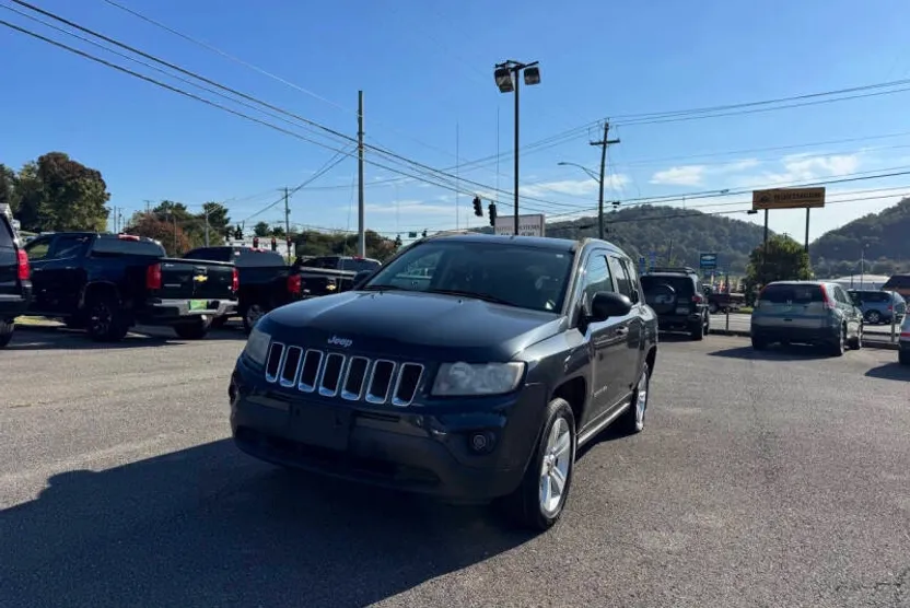 2014 Jeep Compass Sport photo 1
