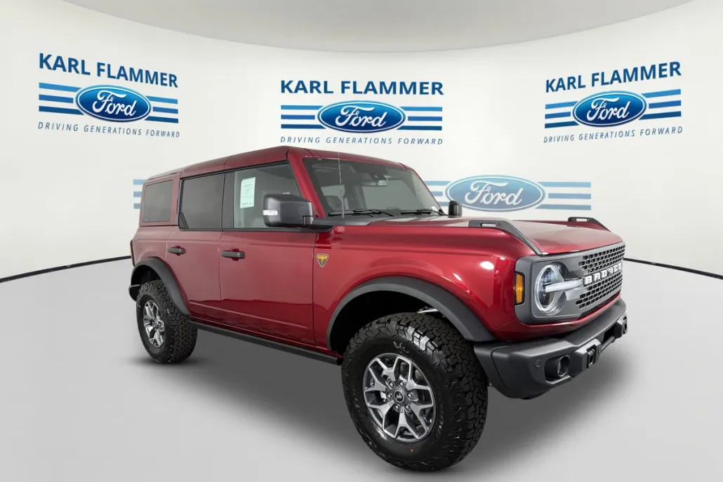 2025 Ford Bronco Badlands photo 1
