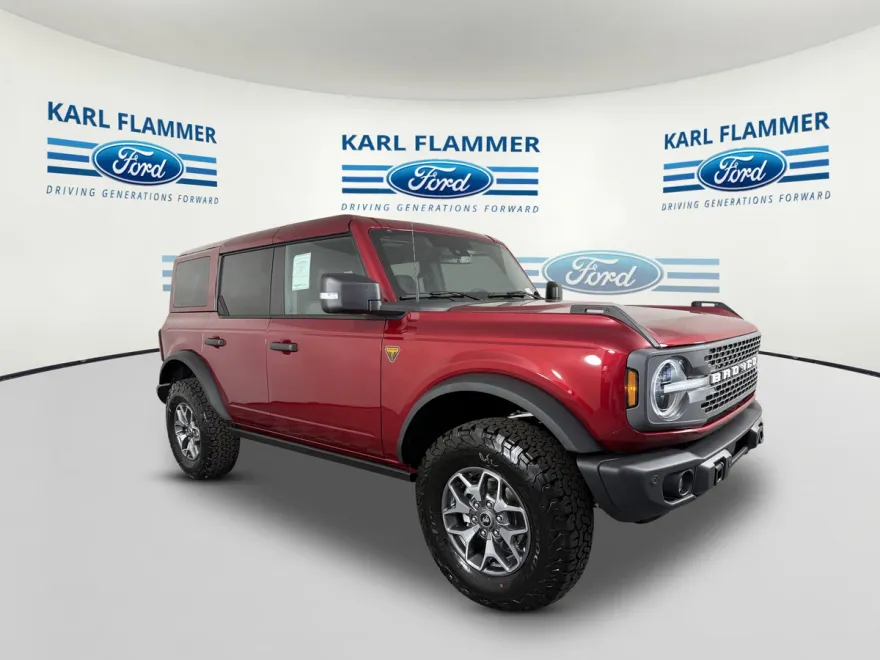 2025 Ford Bronco Badlands photo 1