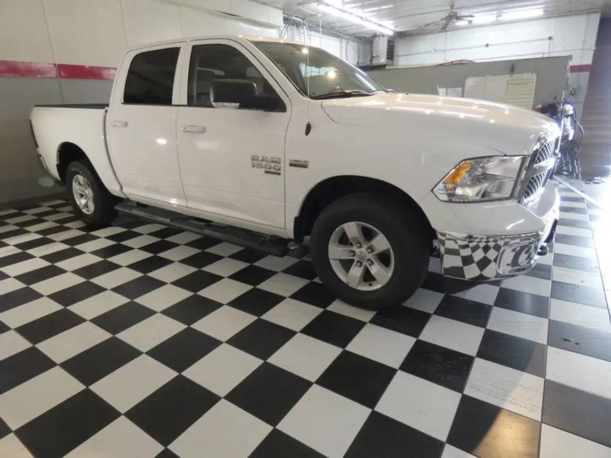 2022 Ram 1500 Classic SLT photo 1