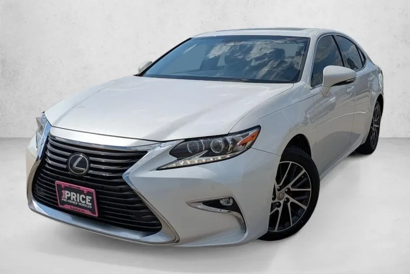 2017 Lexus ES 350 photo 1