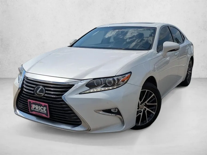2017 Lexus ES 350 photo 1