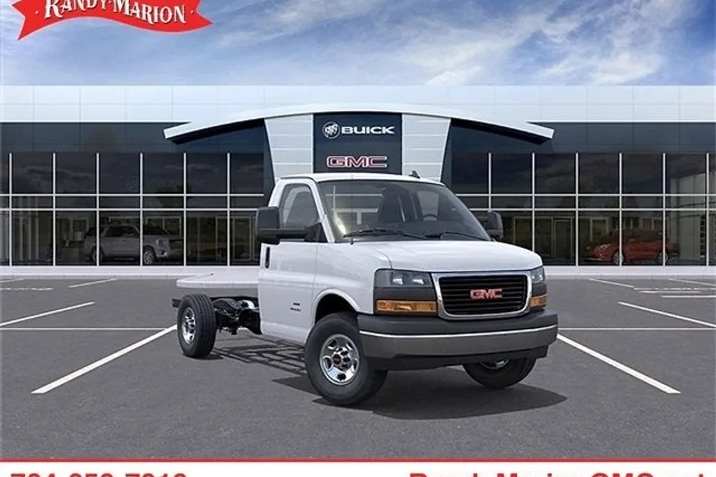 2025 Gmc Savana Cutaway 3500 photo 1