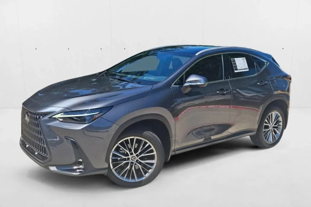 2023 Lexus NX 350 Luxury photo 1