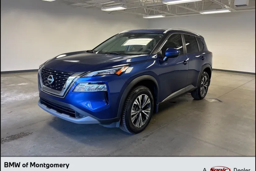 2022 Nissan Rogue SV photo 1