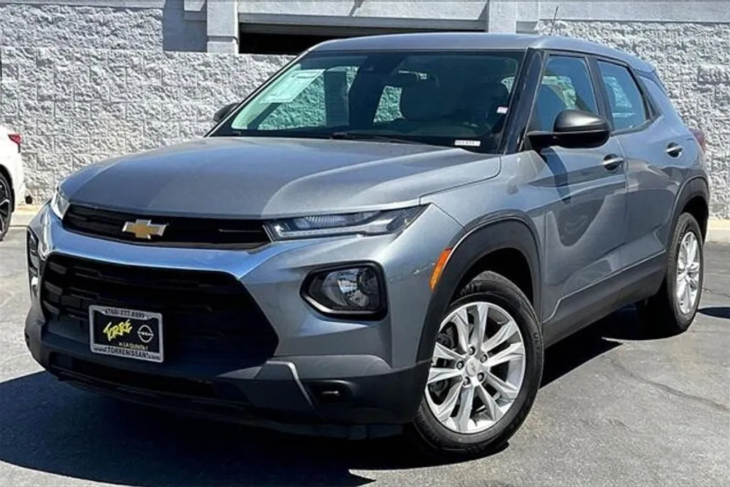 2021 Chevrolet Trailblazer LS photo 1