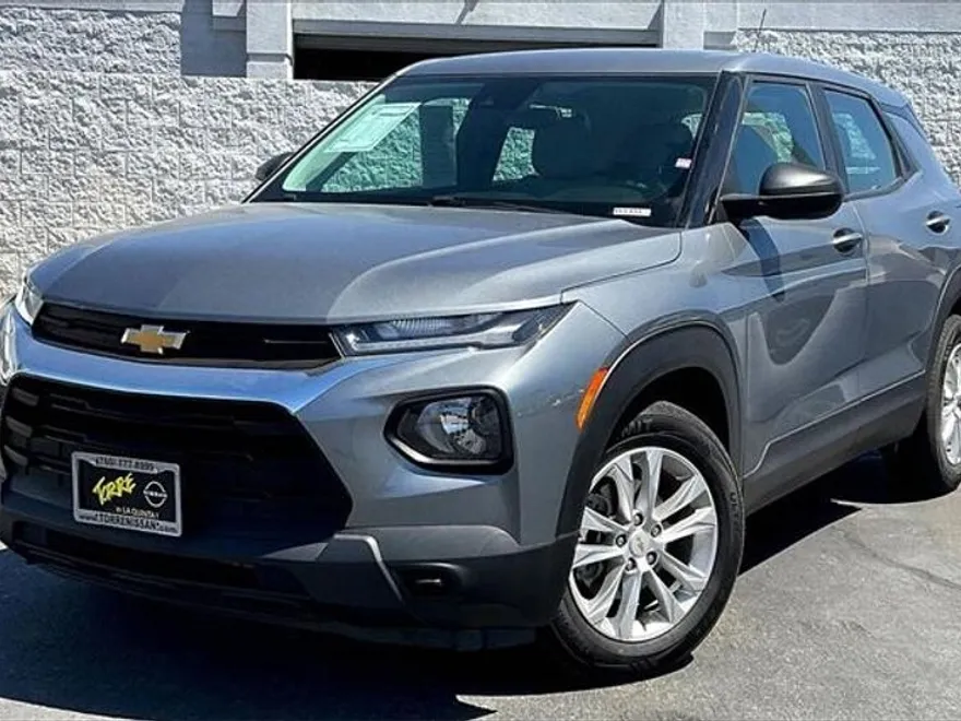 2021 Chevrolet Trailblazer LS photo 1