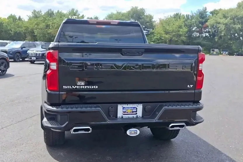 2026 Chevrolet Silverado 1500 LT Trail Boss photo 1