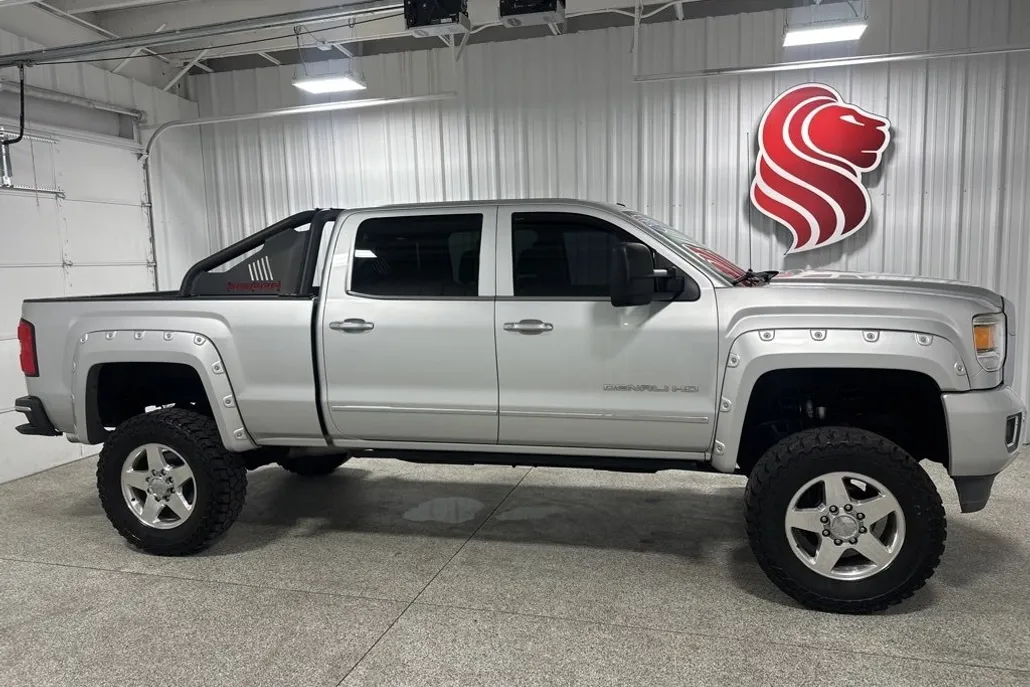 2015 Gmc Sierra Denali photo 1