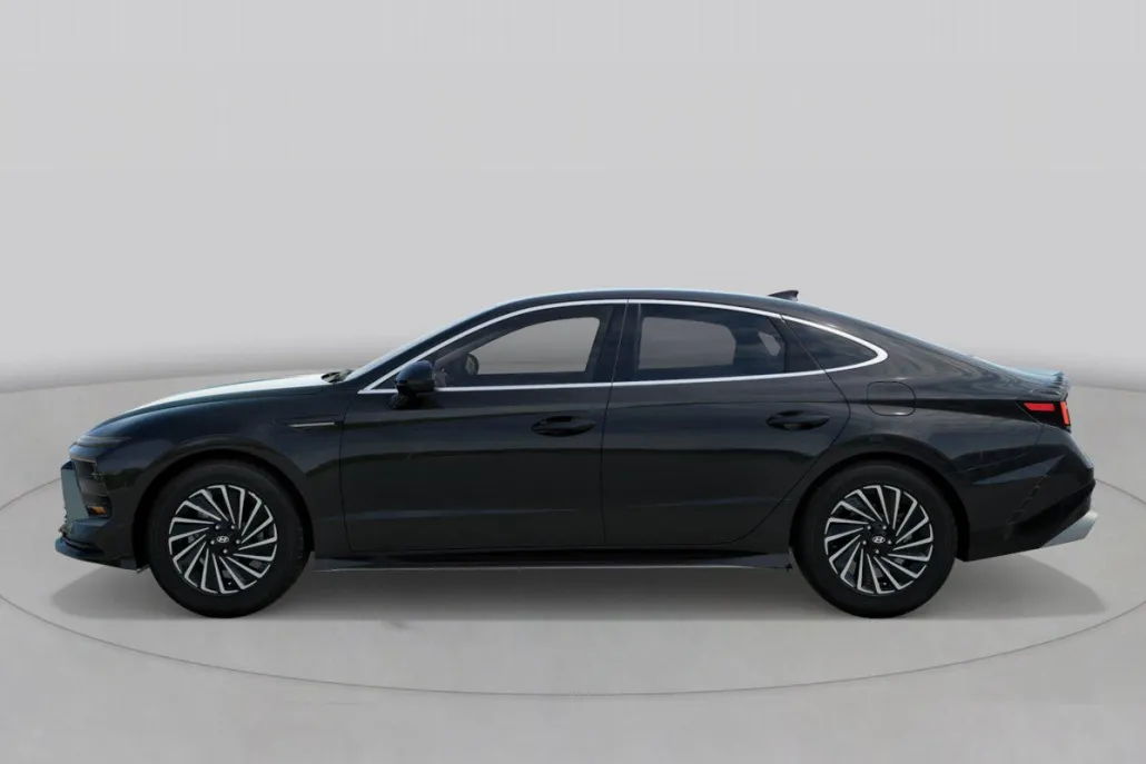 2025 Hyundai Sonata Hybrid SEL photo 1