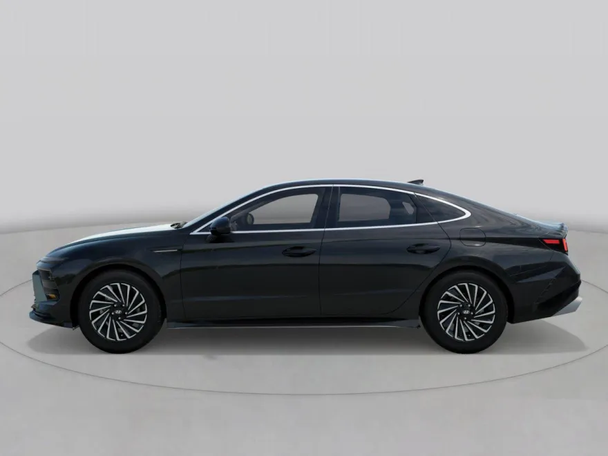 2025 Hyundai Sonata Hybrid SEL photo 1