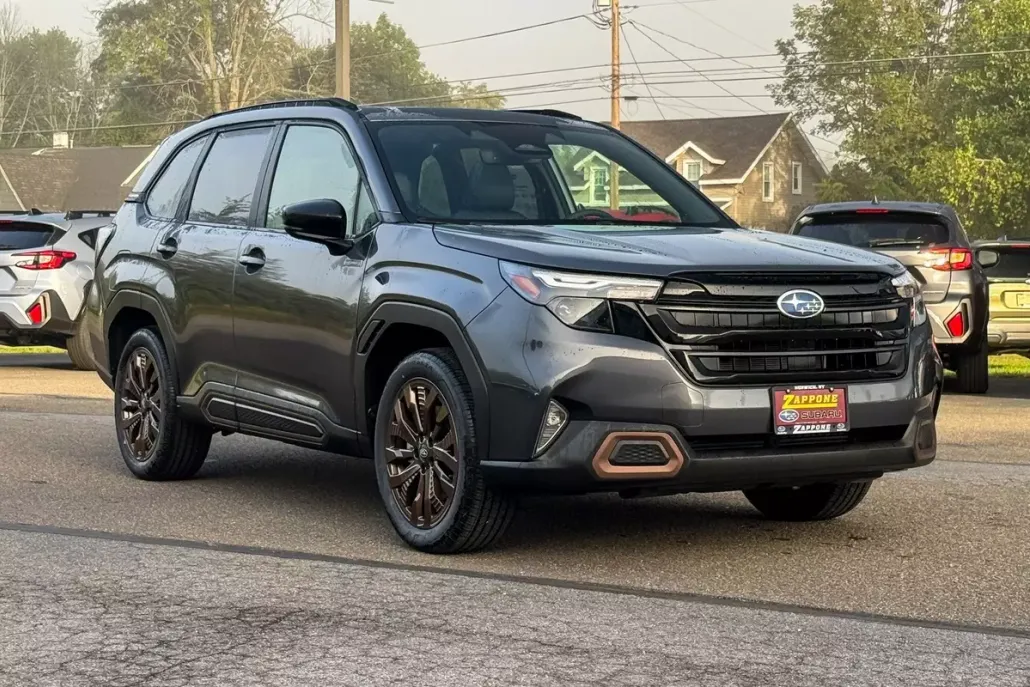 2025 Subaru Forester Sport photo 1