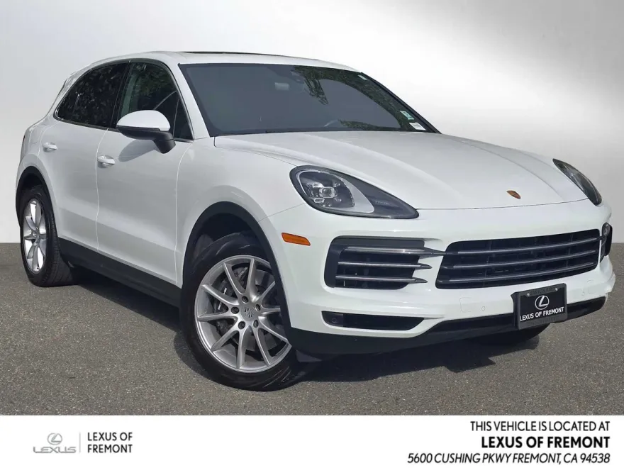 2023 Porsche Cayenne Platinum Edition photo 1
