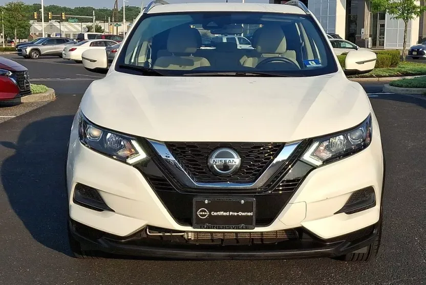 2020 Nissan Rogue Sport SV photo 1