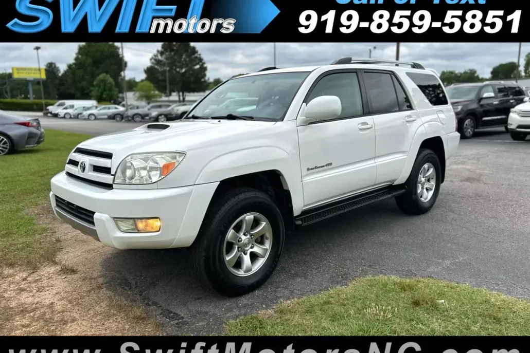 2005 Toyota 4Runner SR5 V6 4WD photo 1
