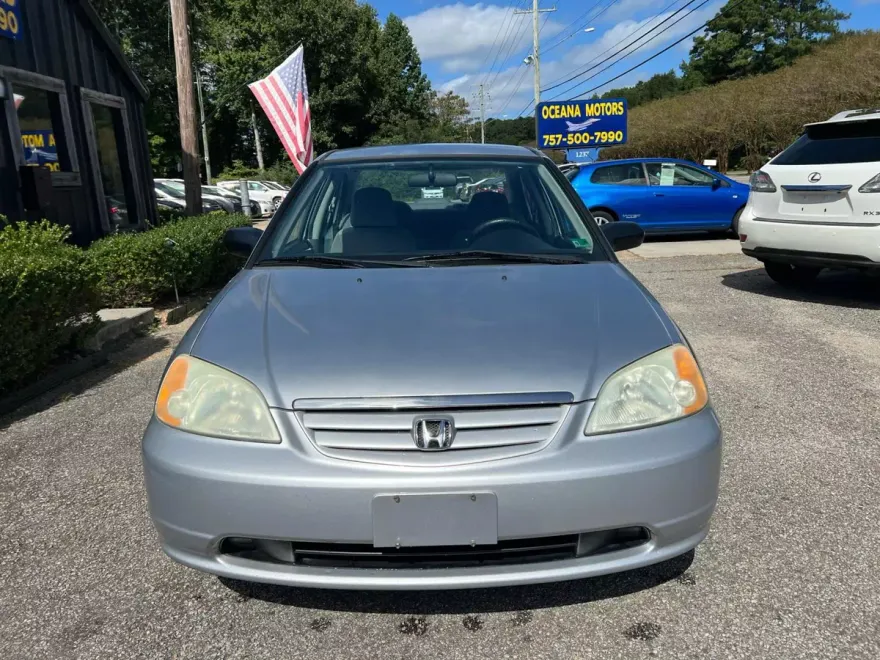2002 Honda Civic DX photo 1