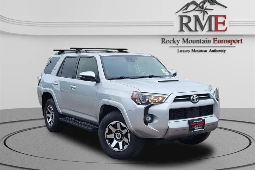 2022 Toyota 4Runner TRD Off-Road Premium photo 1