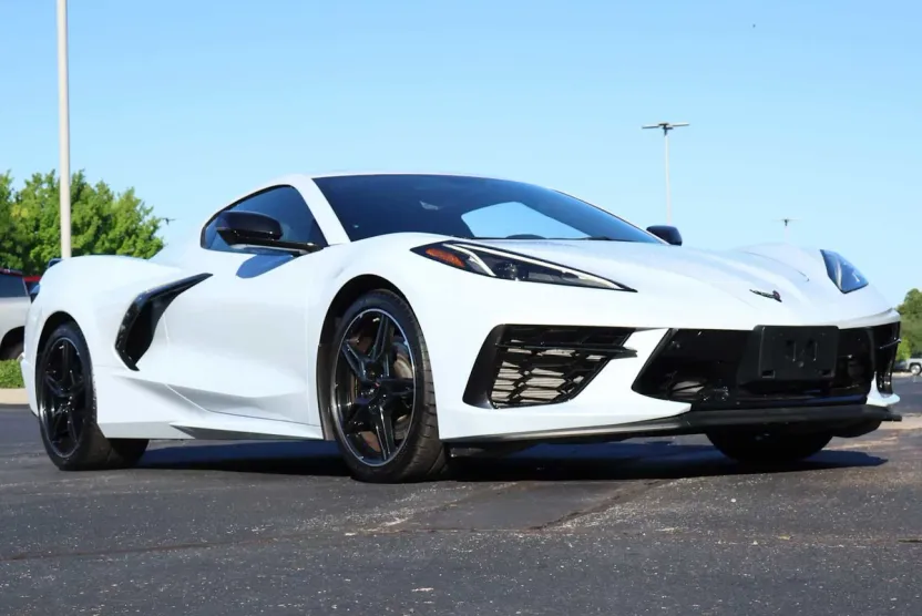 2022 Chevrolet Corvette Stingray 2LT photo 1