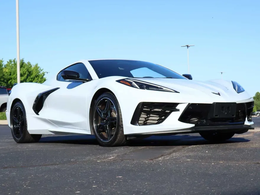 2022 Chevrolet Corvette Stingray 2LT photo 1