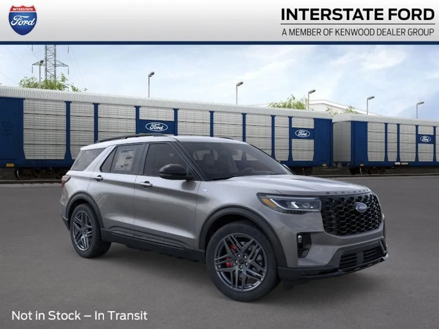 2025 Ford Explorer ST-Line photo 1
