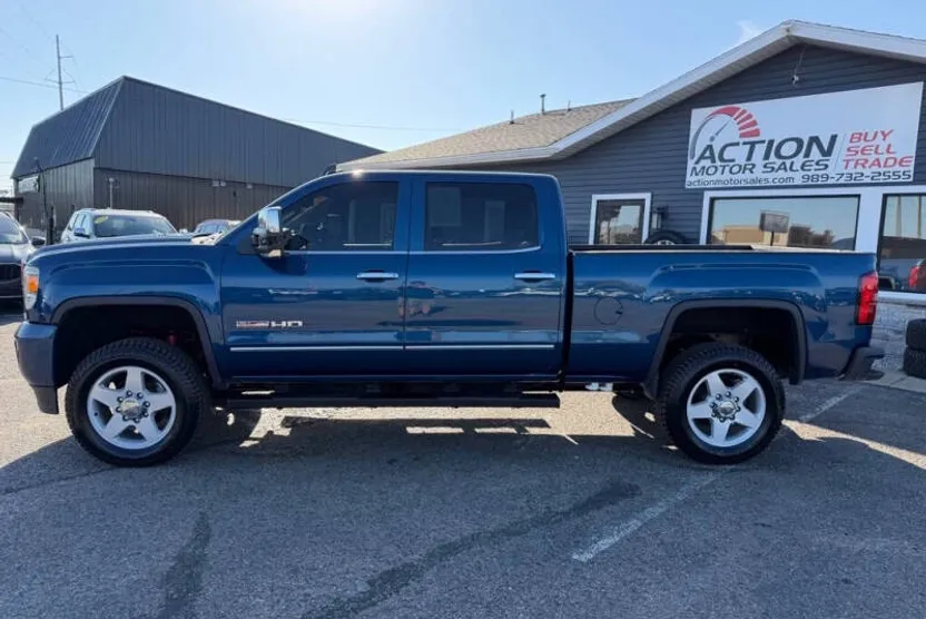 2015 Gmc Sierra 2500 SLT photo 1