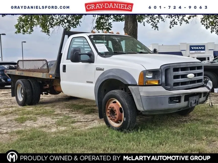 2005 Ford F-550 photo 1