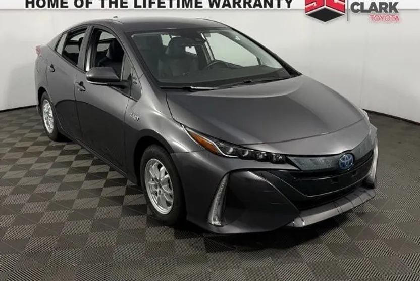 2021 Toyota Prius Prime XLE photo 1