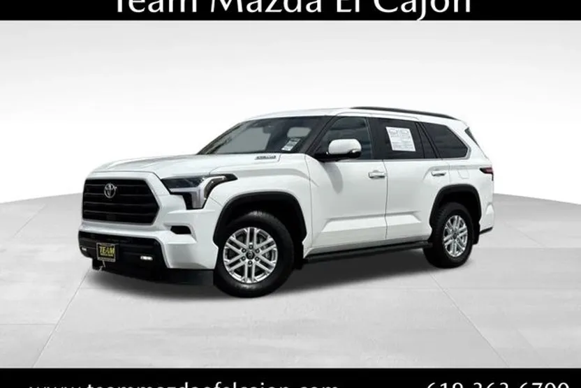 2025 Toyota Sequoia SR5 photo 1