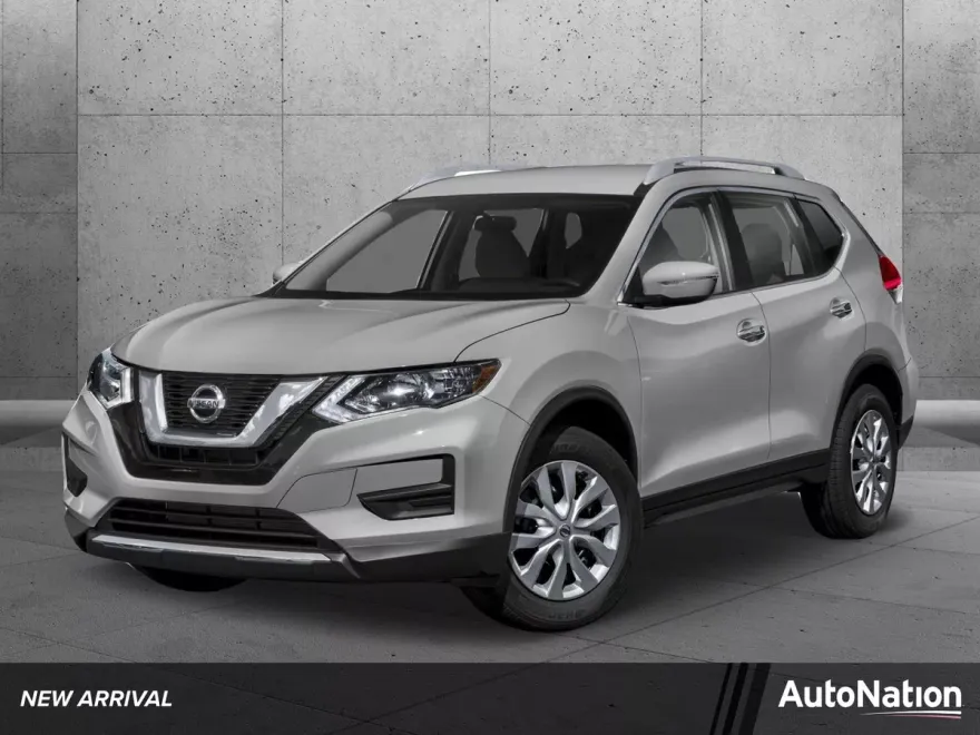 2018 Nissan Rogue SV photo 1