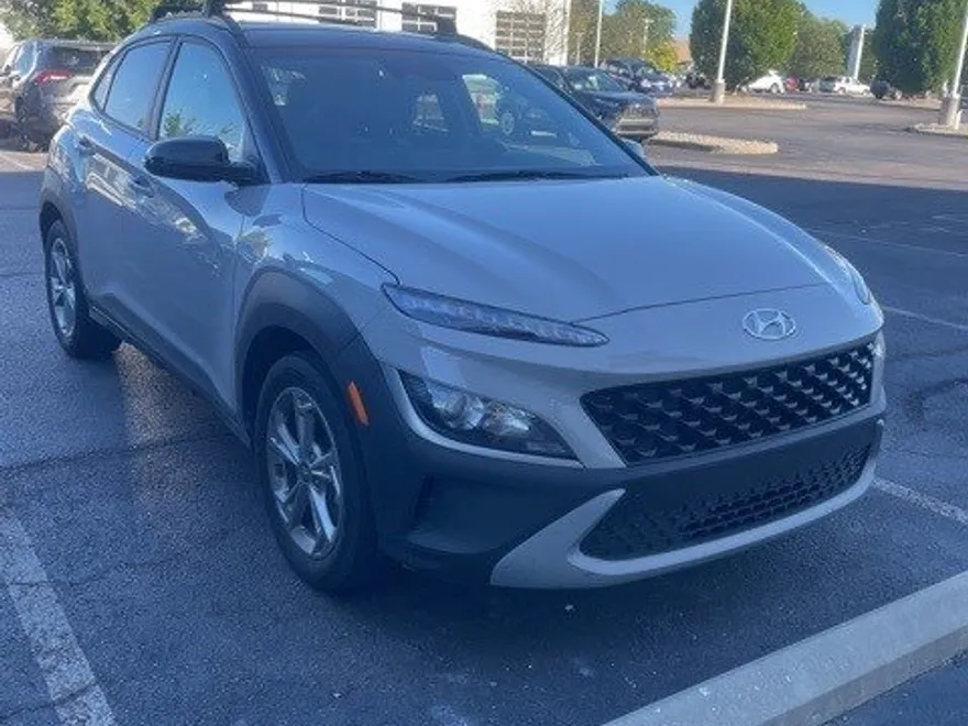 2023 Hyundai Kona SEL photo 1