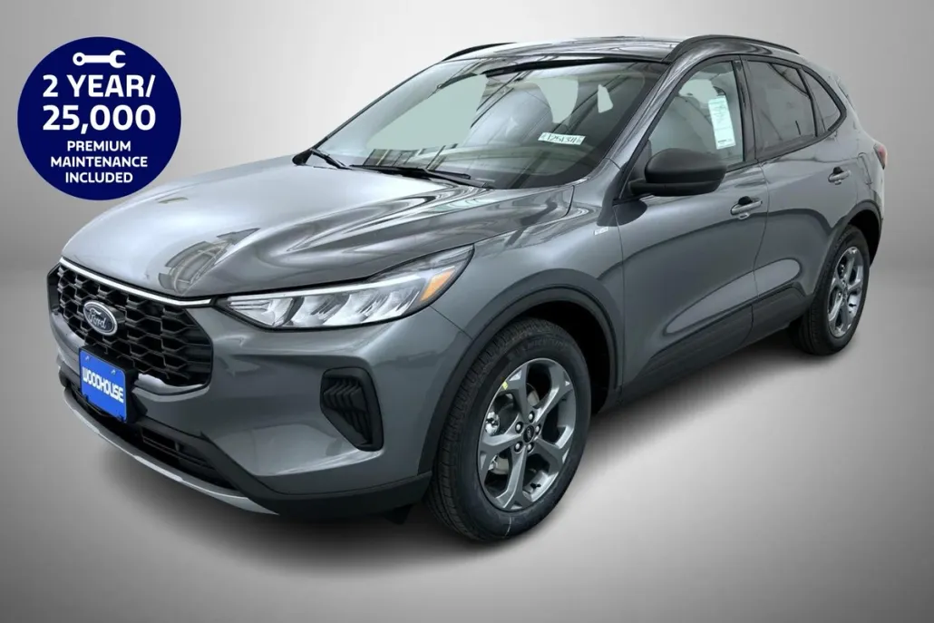 2025 Ford Escape ST-Line photo 1