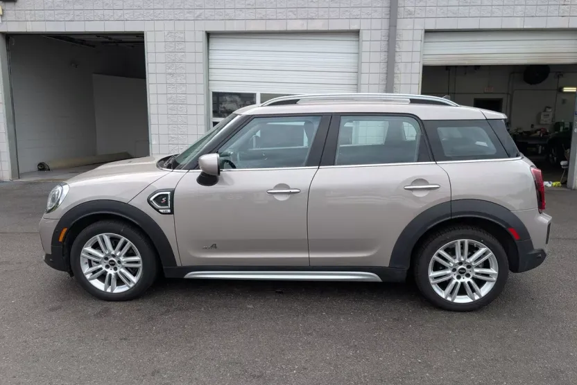 2024 Mini Countryman S ALL4 photo 1