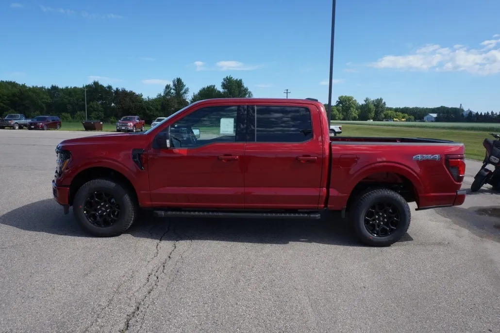 2025 Ford F-150 XLT photo 1