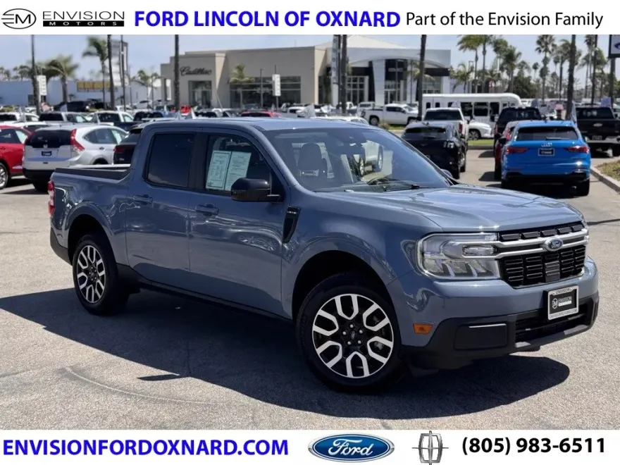 2024 Ford Maverick Lariat photo 1