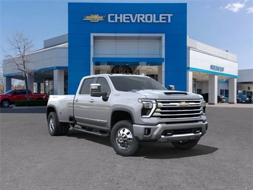 2025 Chevrolet Silverado 3500HD High Country photo 1