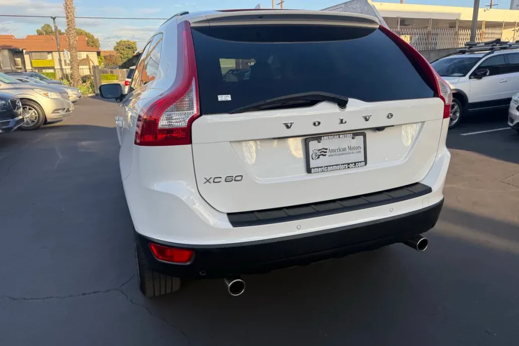 2012 Volvo XC60 Platinum photo 1
