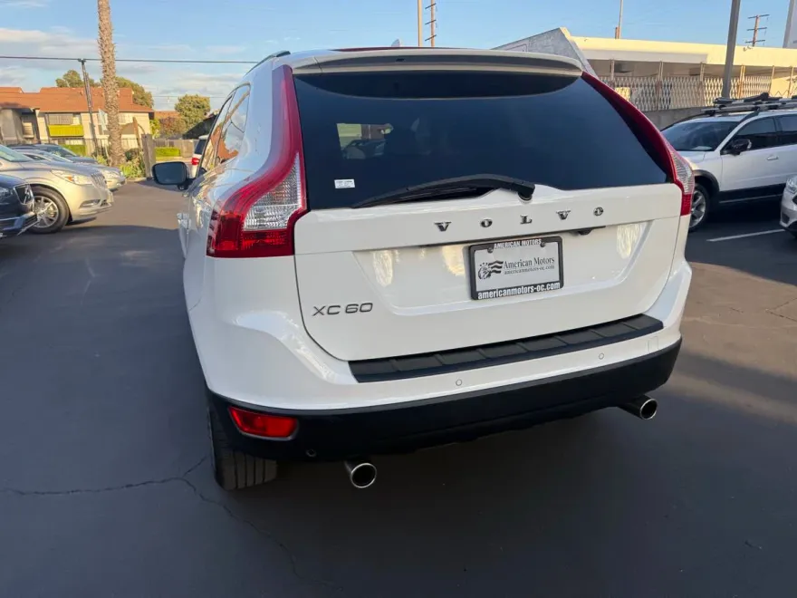2012 Volvo XC60 Platinum photo 1