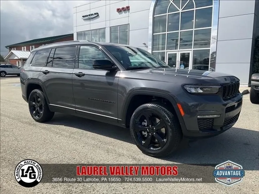 2025 Jeep Grand Cherokee Limited photo 1