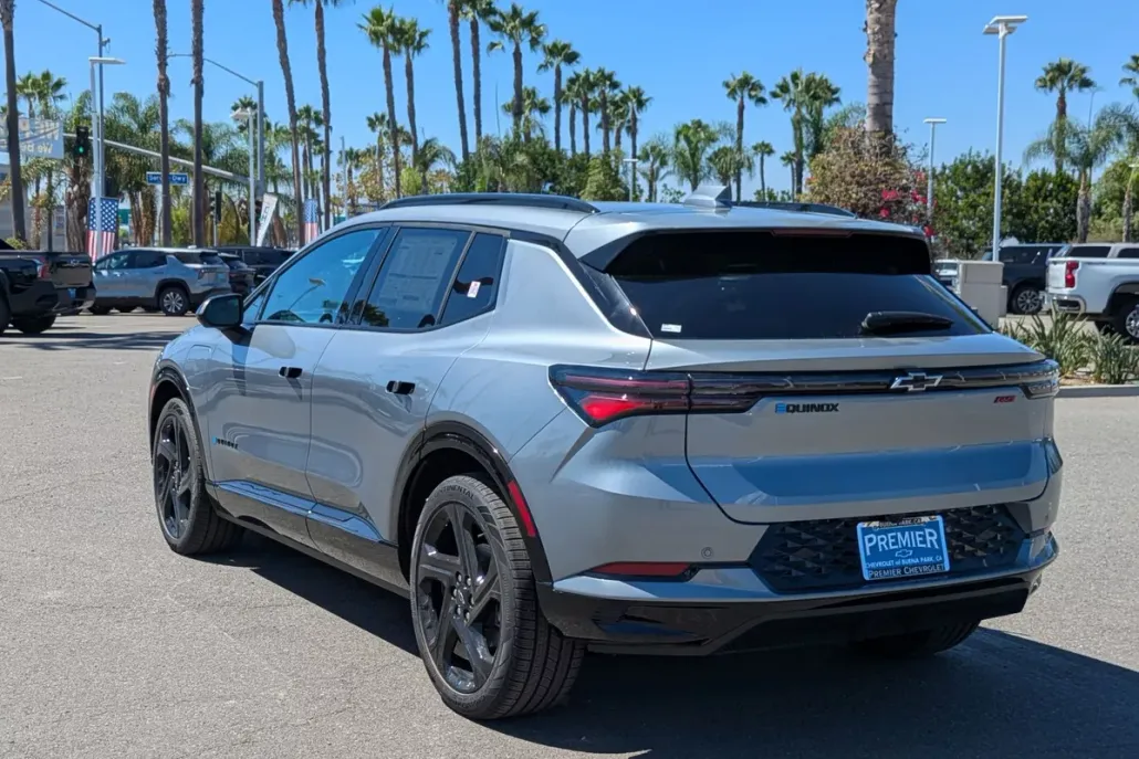 2025 Chevrolet Equinox EV 3RS photo 1