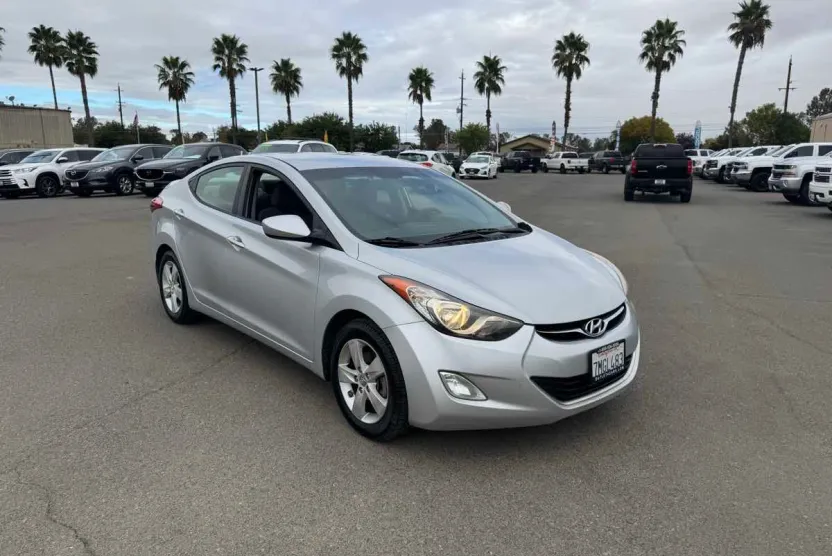 2013 Hyundai Elantra GLS Limited GS SE Tech photo 1