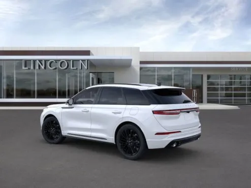 2025 Lincoln Corsair Grand Touring photo 4