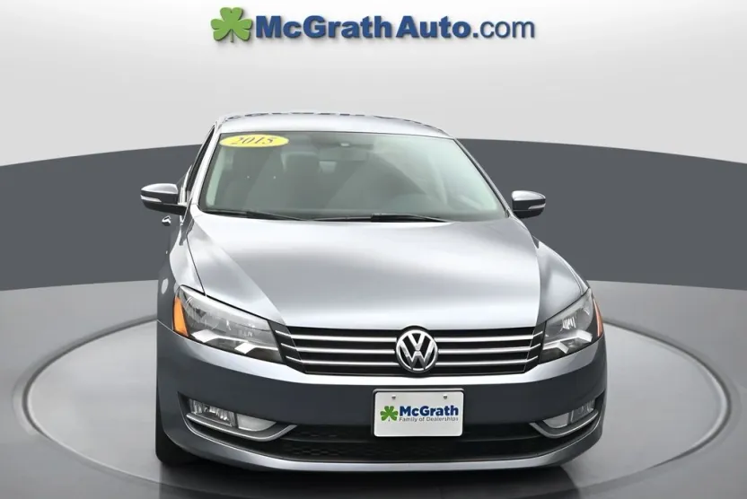 2015 Volkswagen Passat Limited photo 1