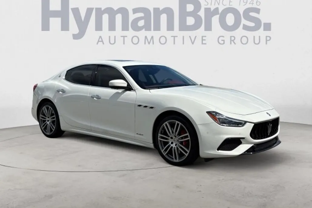 2021 Maserati Ghibli GranSport photo 1