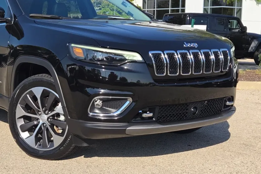 2022 Jeep Cherokee Limited photo 1