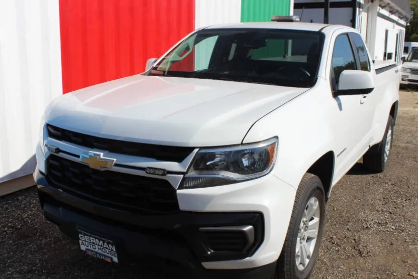 2022 Chevrolet Colorado LT photo 1
