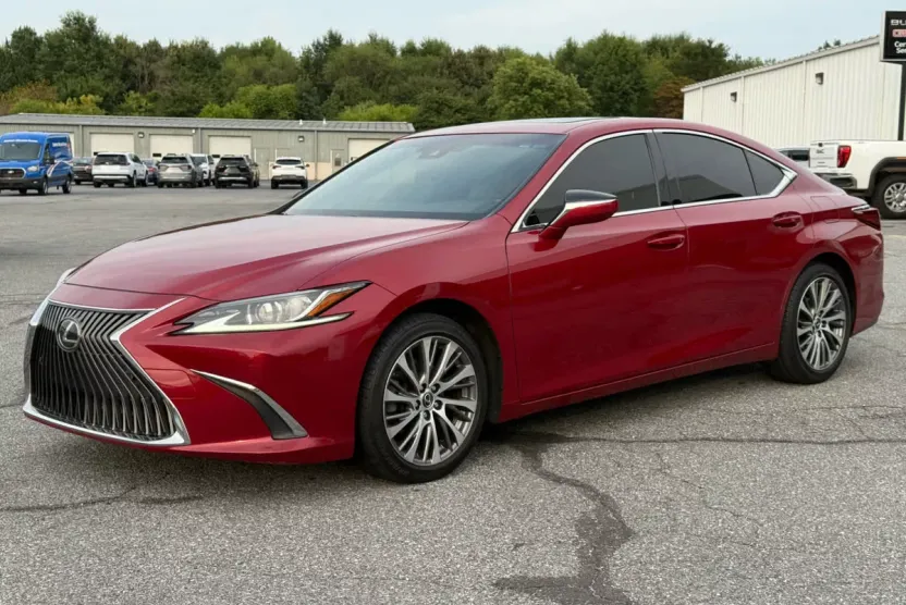 2019 Lexus ES 350 photo 1
