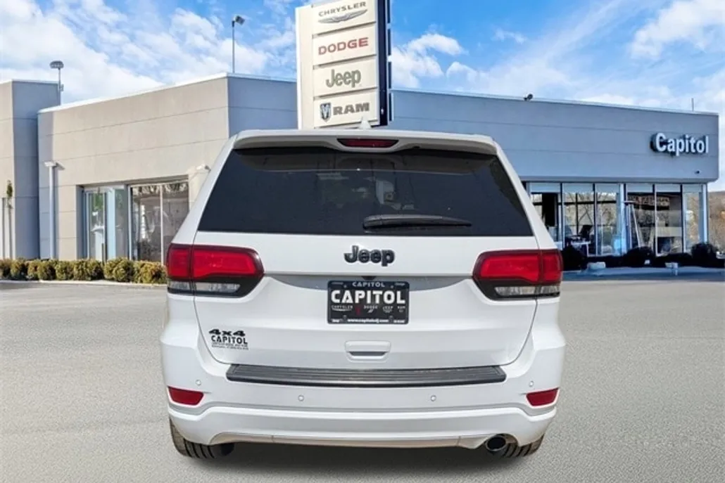 2022 Jeep Cherokee Laredo X photo 1