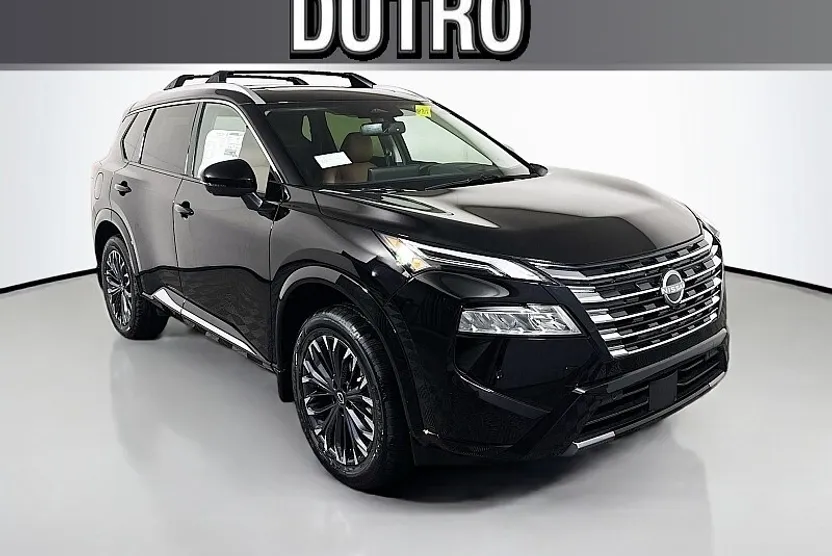 2026 Nissan Rogue Platinum photo 1